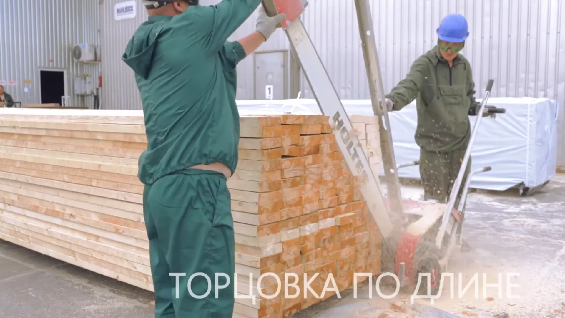 Производство клееного бруса компанией Канадская Изба